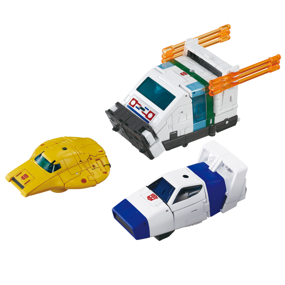 Transformers Takara Tomy Dramatic Capture Series Cybertron Chase