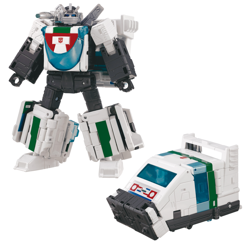 Transformers Takara Tomy Dramatic Capture Series Cybertron Chase