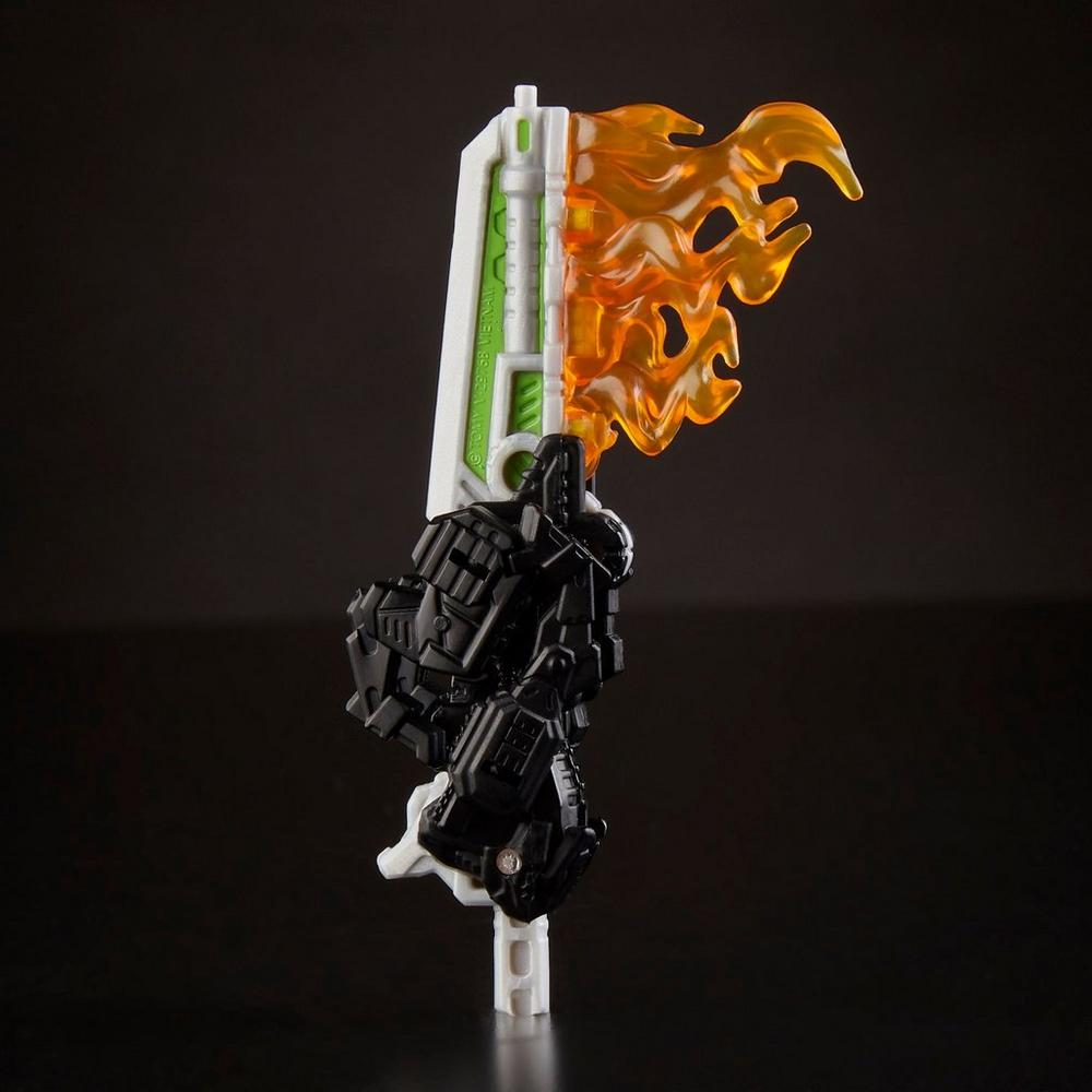Transformers Generations War for Cybertron: Siege Deluxe Class Autobot Greenlight with Dazzlestrike
