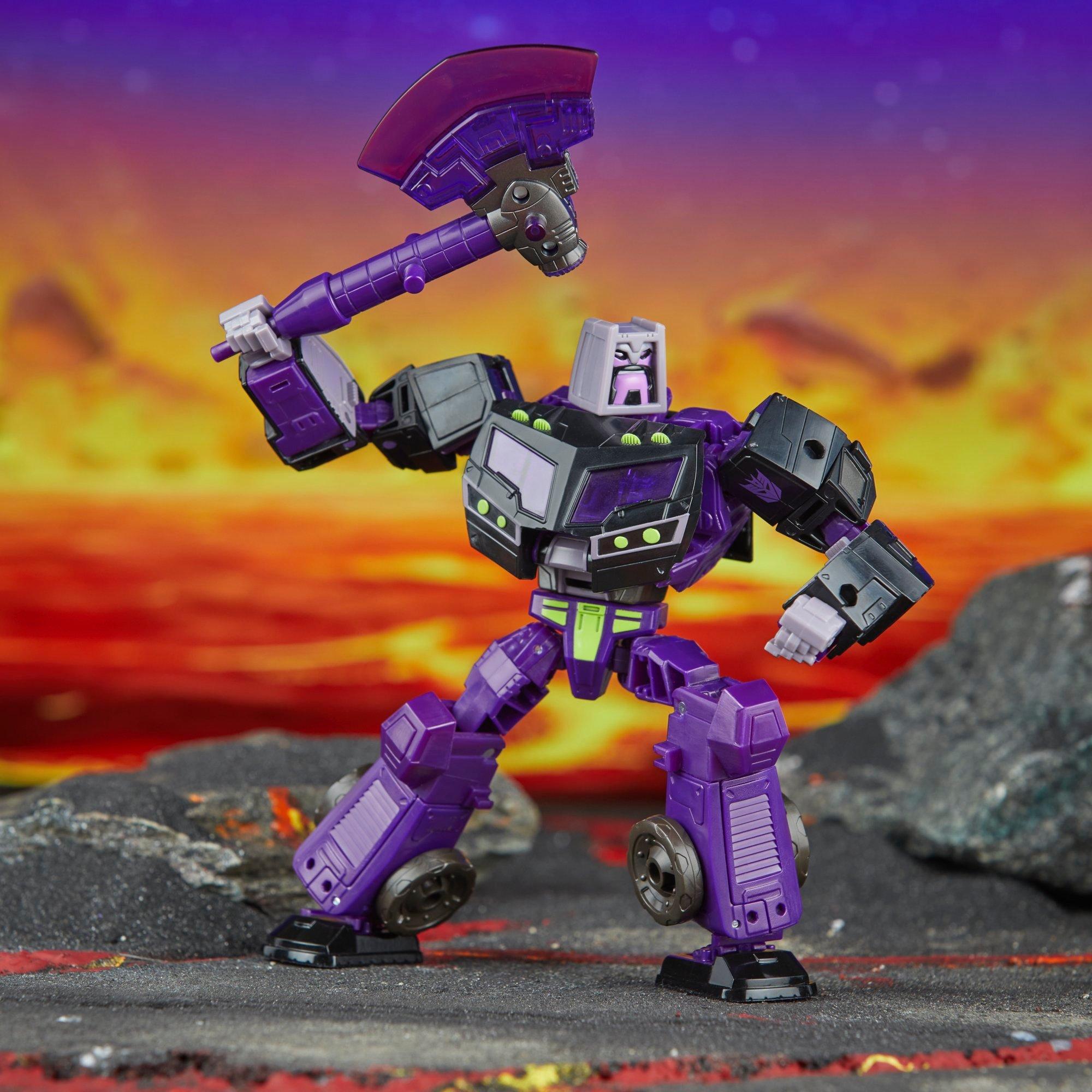 Transformers Legacy United Voyager Class Transformers: Animated Universe Decepticon Motormaster