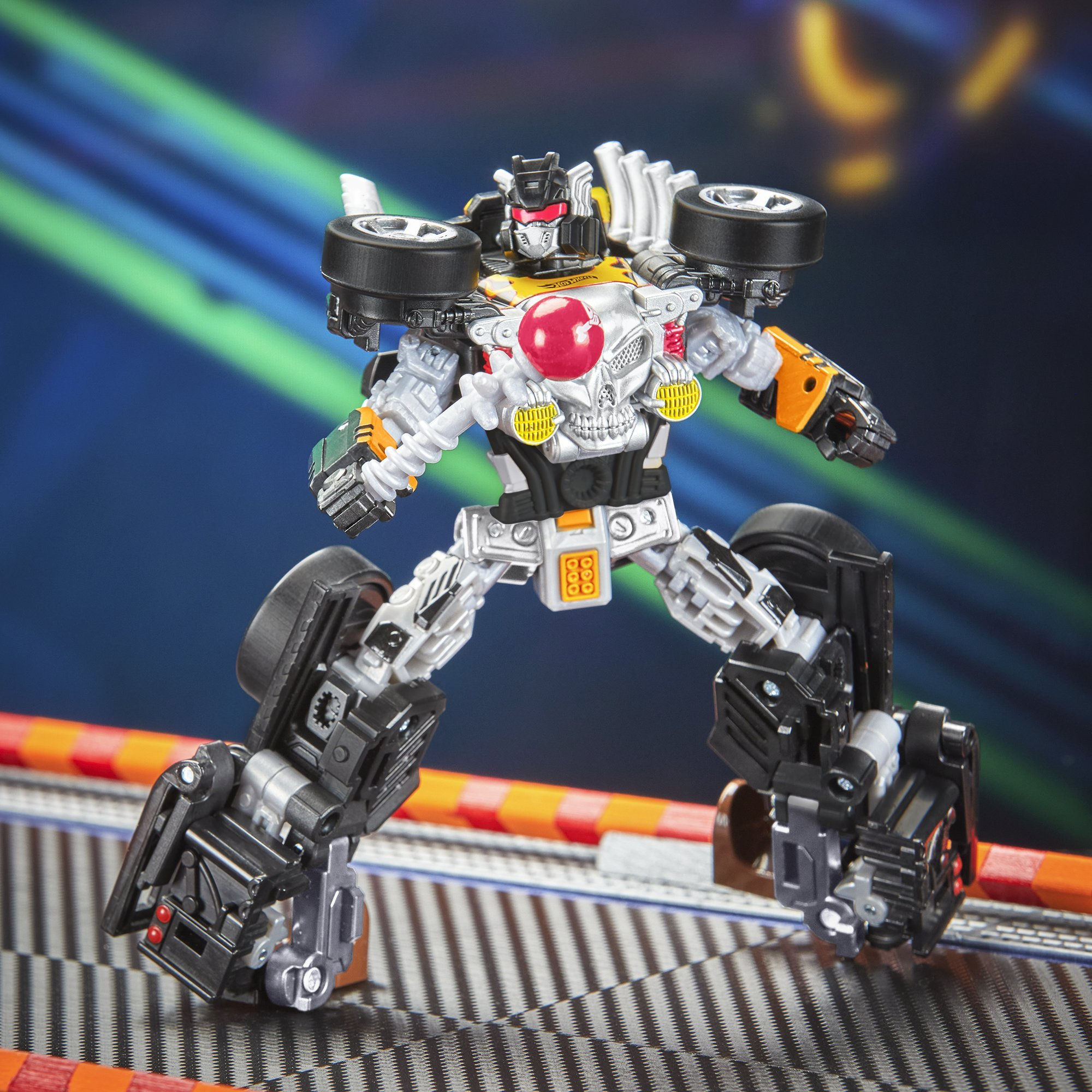 Transformers Collaborative Hot Wheels® x Transformers Bone Shaker™