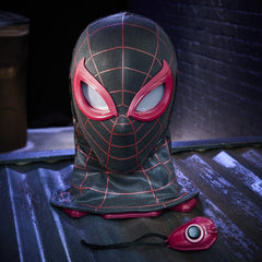Marvel Legends Series Spider-Man: Miles Morales Electronic Expressive Mask