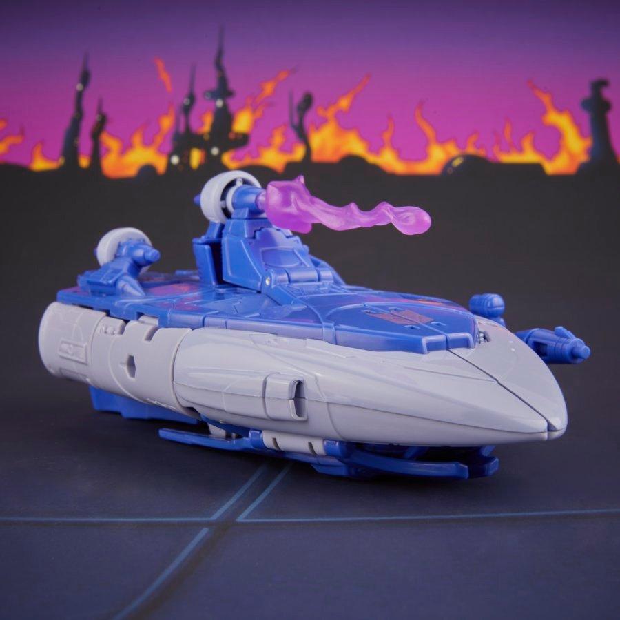 Transformers Studio Series MTMTE Collection The Transformers: The Movie Voyager Class Scourge