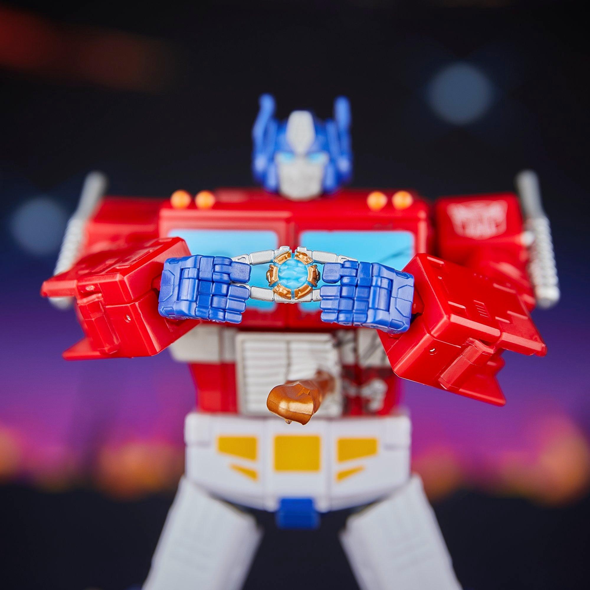 Transformers Studio Series MTMTE Collection The Transformers: The Movie Leader Class Optimus Prime