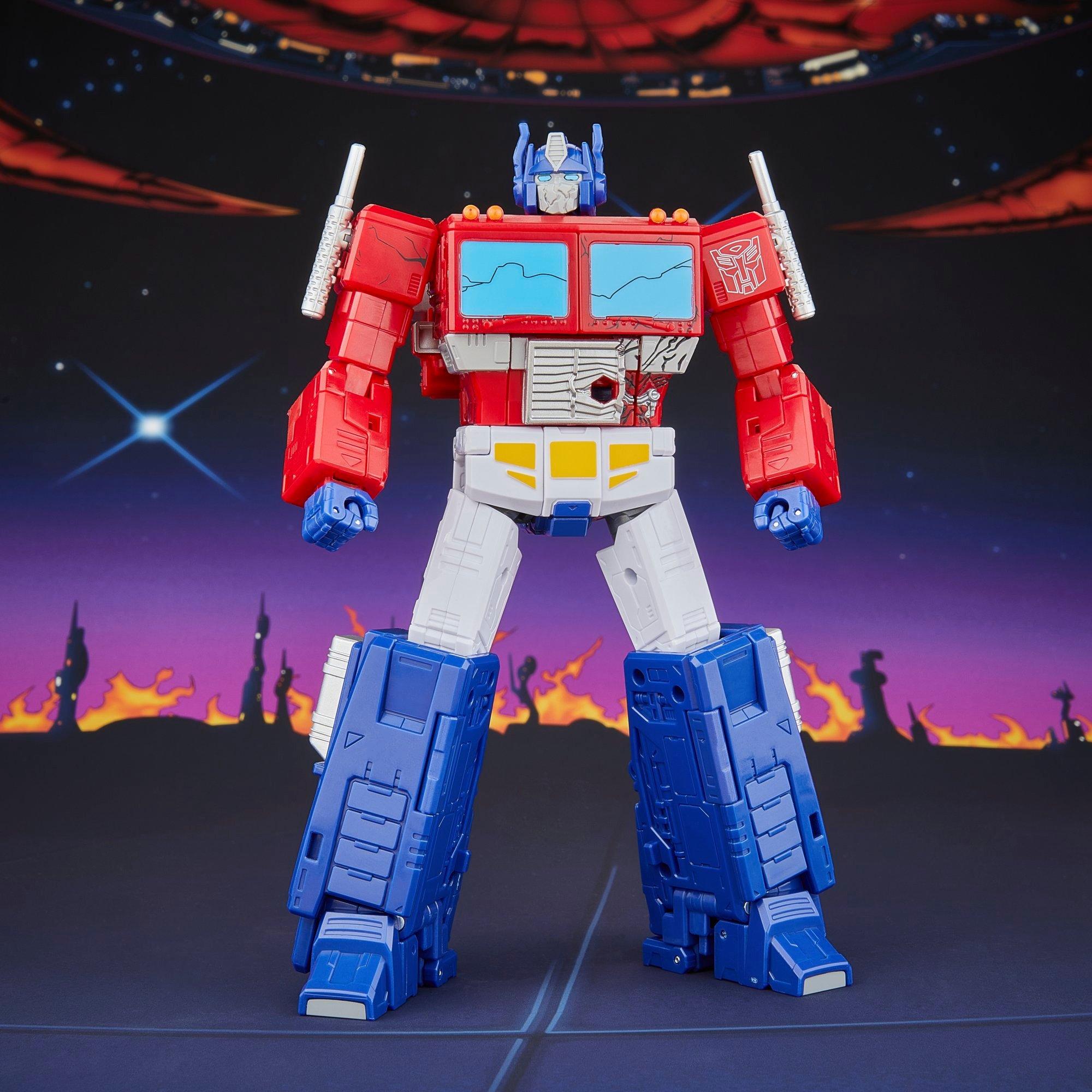 Transformers Studio Series MTMTE Collection The Transformers: The Movie Leader Class Optimus Prime