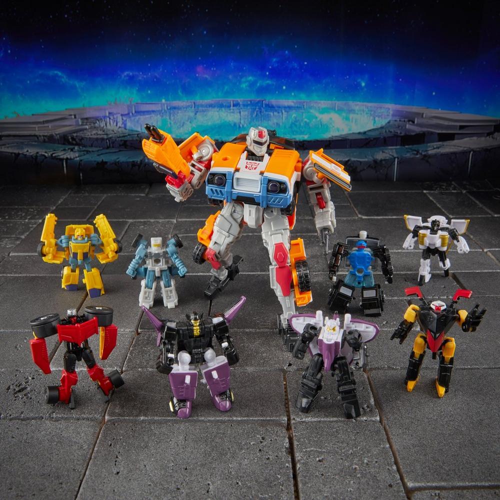Transformers Age of the Primes Voyager Class Powerlinx Red Alert and 8 Mini-Con Pack