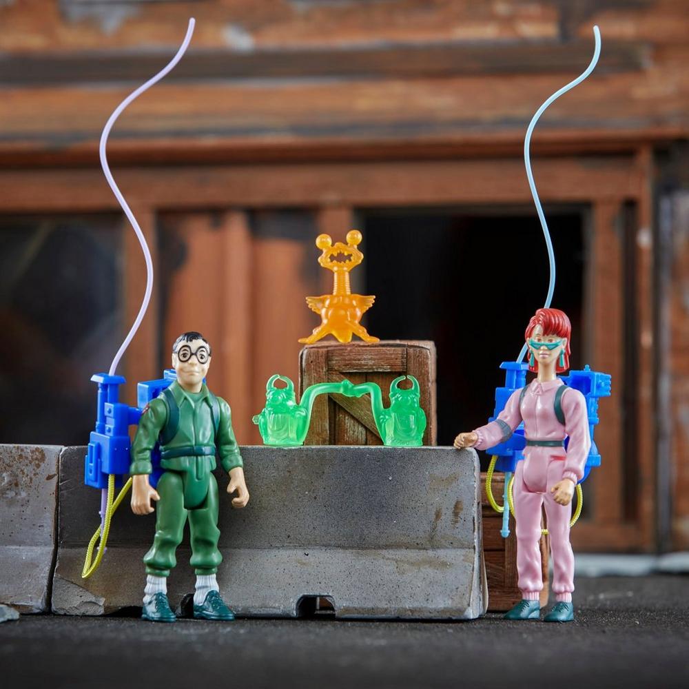 The Real Ghostbusters Kenner Classics Janine Melnitz and Louis Tully 40th Anniversary Set