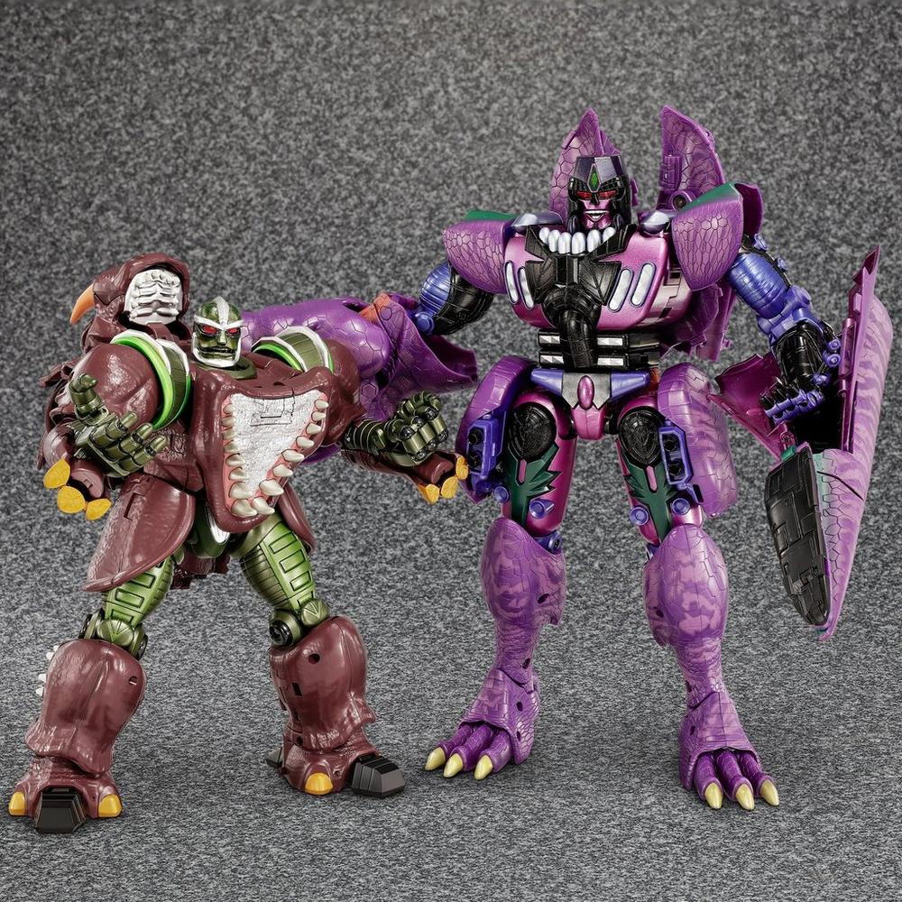 Transformers Takara Tomy MPG-26 Destron Rhinox