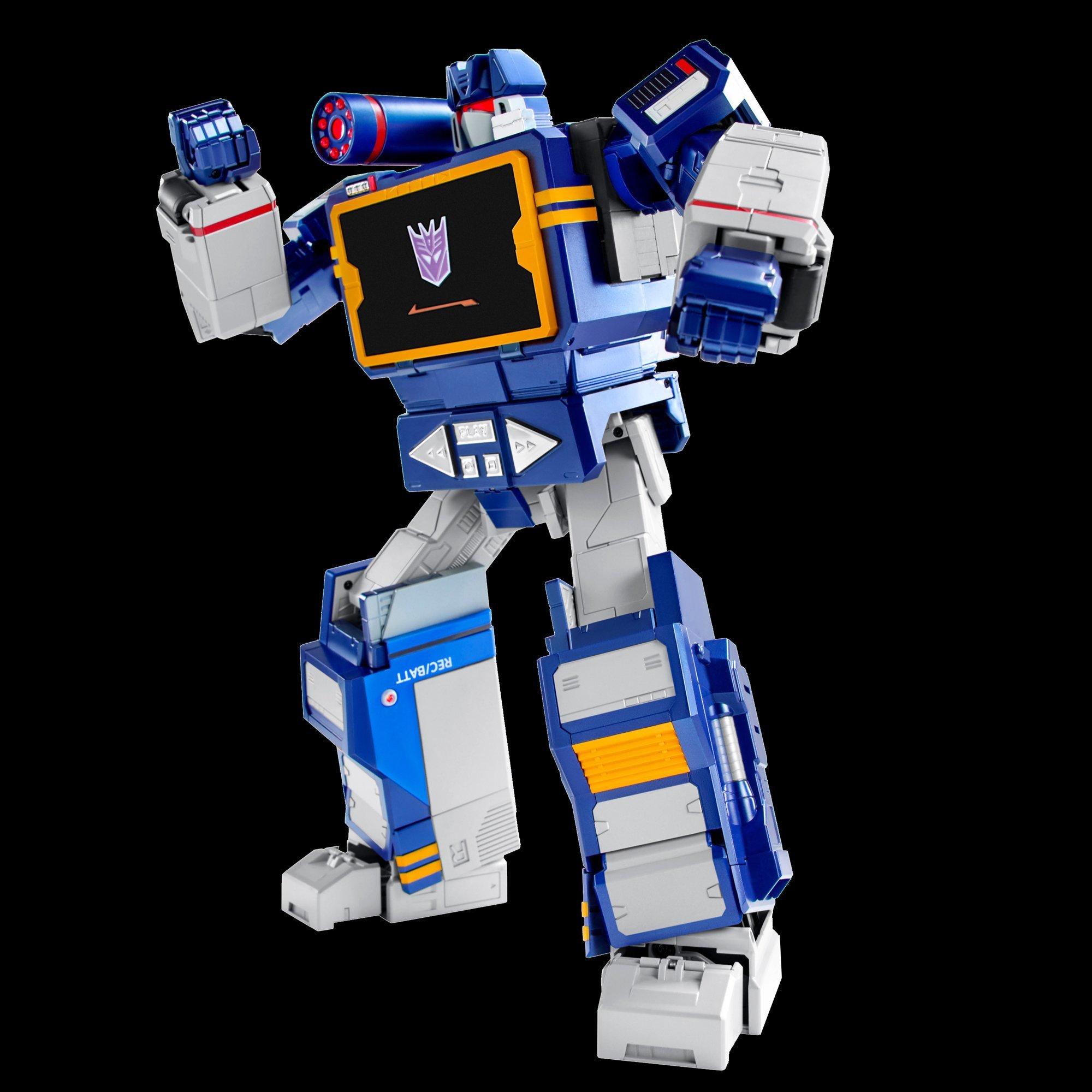 Transformers G1 Flagship Soundwave Auto-Converting Robot by Robosen